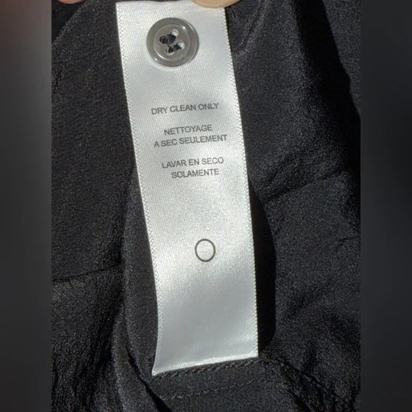 FRAME Woman’s Gillian Puff Sleeve Silk Blouse. Size L. 100% silk - Picture 9 of 16